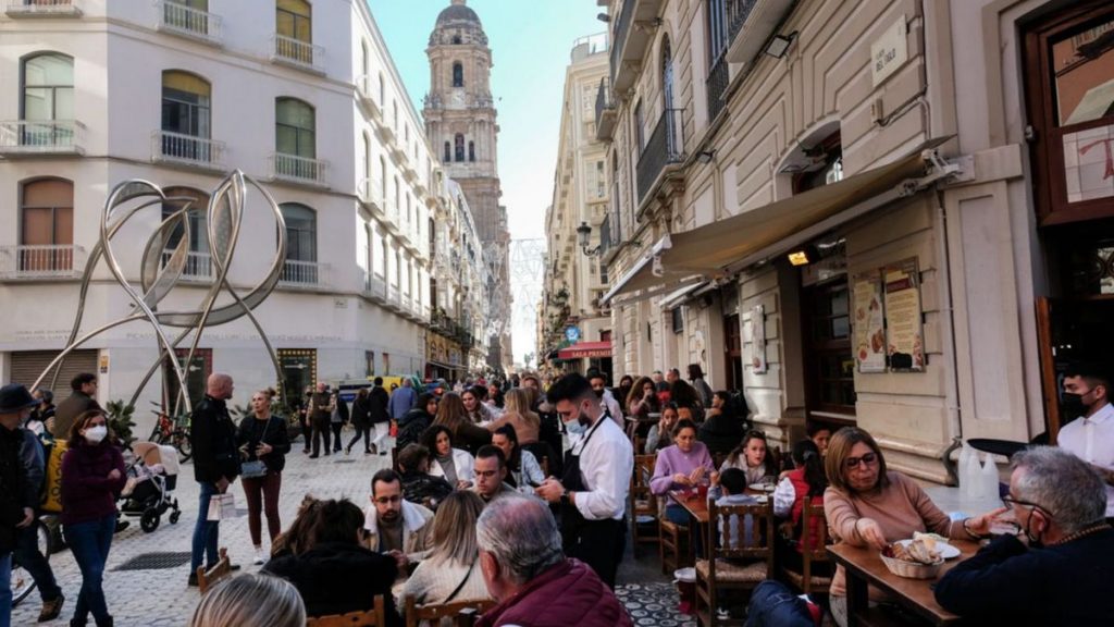 La reactivación del sector servicios recupera el censo empresarial de Málaga